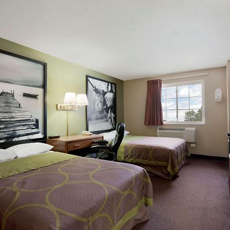 Super 8 By Wyndham Pulaski Exterior foto